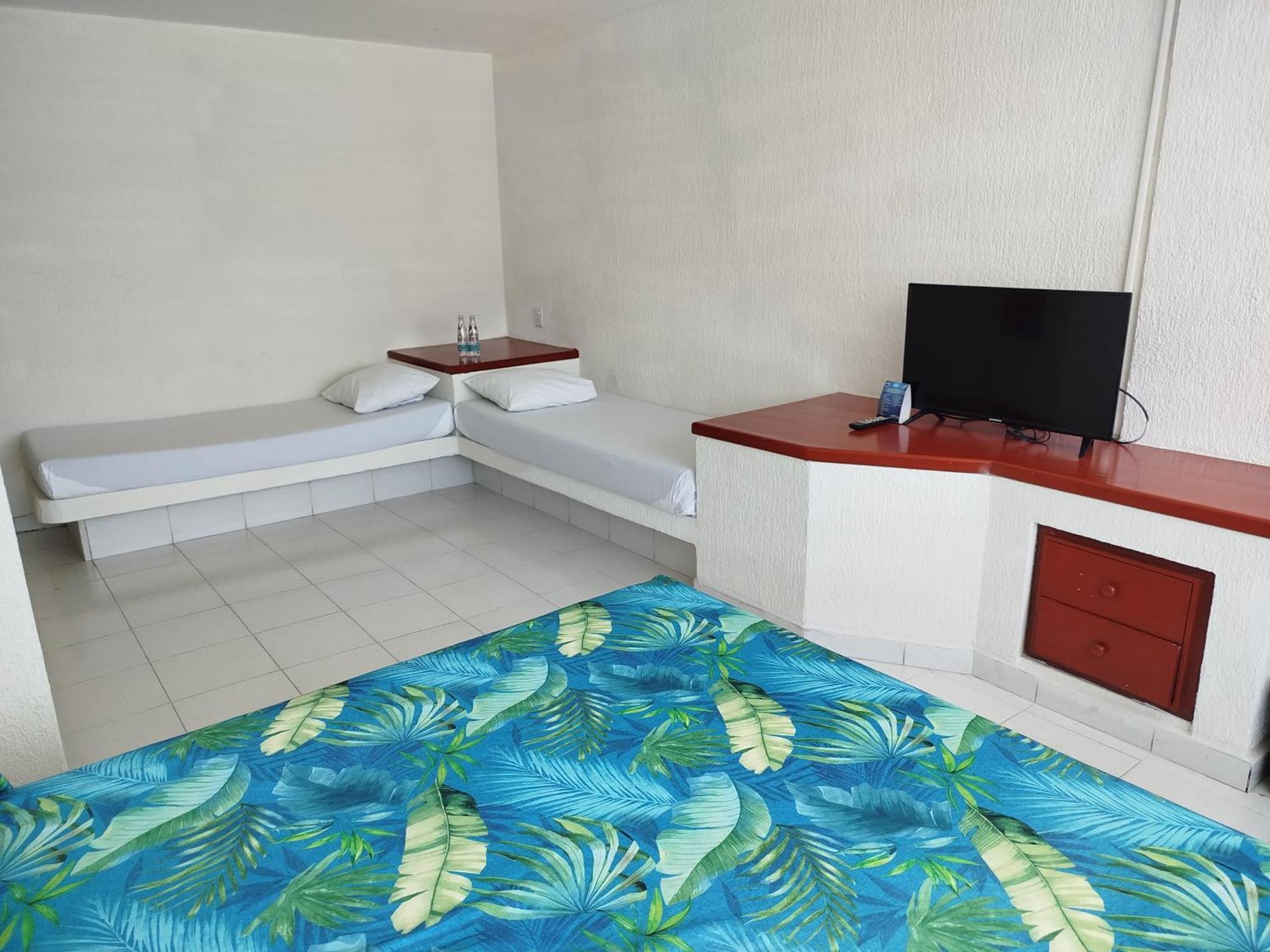 Aristos Hotel Acapulco